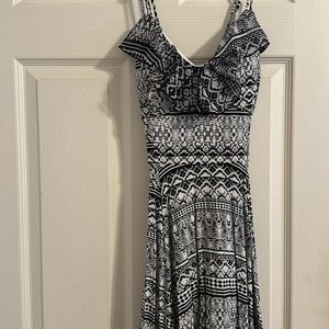 Jessica Simpson brand new black and white dress